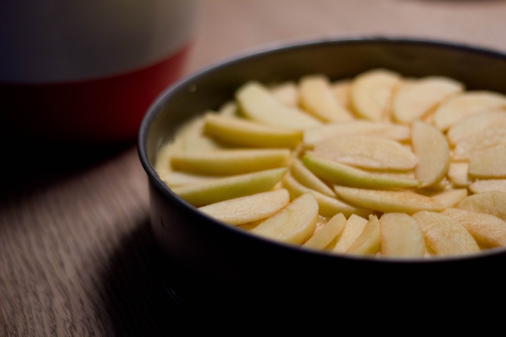 Æblekage en gammeldagsæblekage gammeldags der smager af æbler med pund til pund